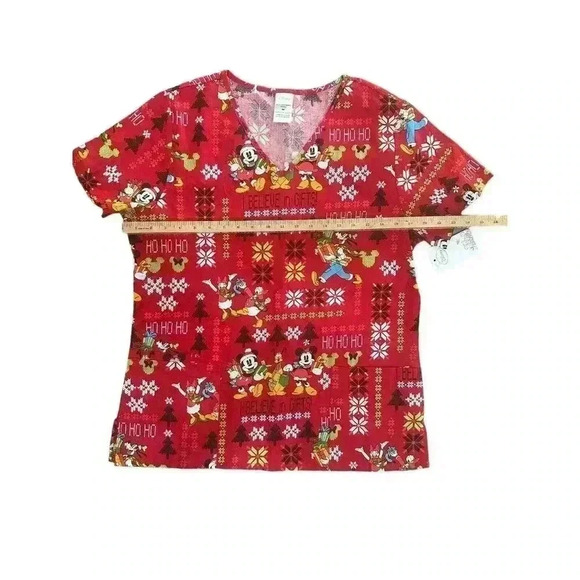 Disney Christmas Scrub Top Red Mickey Pluto Size Medium M Pockets Vneck NWT‎ - Picture 6 of 10